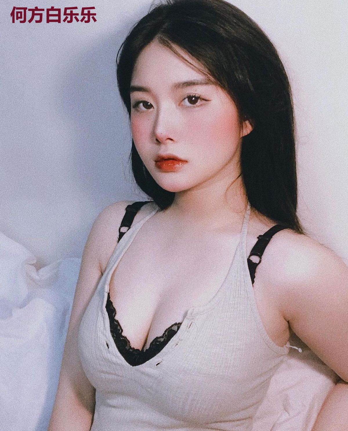 何方白乐乐