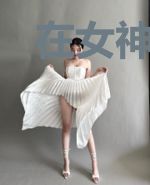 在女神系统文当对照组[系统]